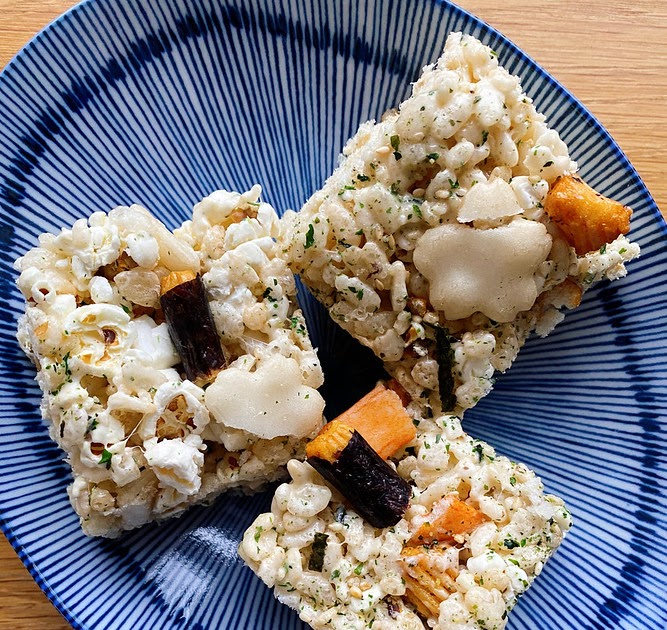 The Cooking of Joy: Hurricane Popcorn Marshmallow Treats